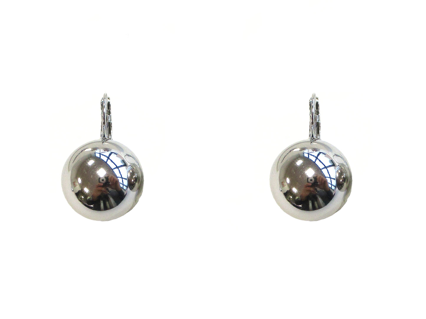 Orecchini pendenti con sfera