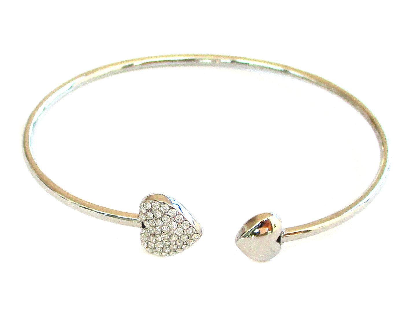 Bracciale rigido a cuore