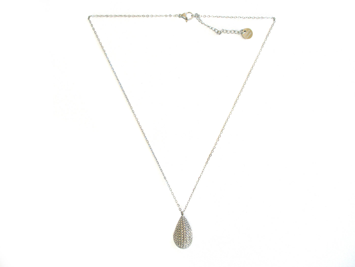 Collana con ciondolo drop e strass